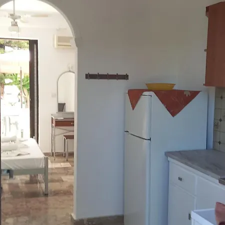 Avouris Apartmán *