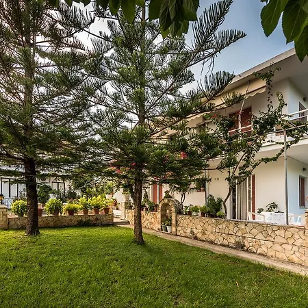 Avouris Apartmán Kypseli